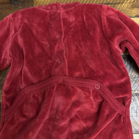 Classic Pooh Size 0-3 Months Red Velour Jumpsuit Baby's First Christmas - Picture 5 of 6